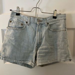 LAST CHANCE! Vintage Levi’s denim shorts